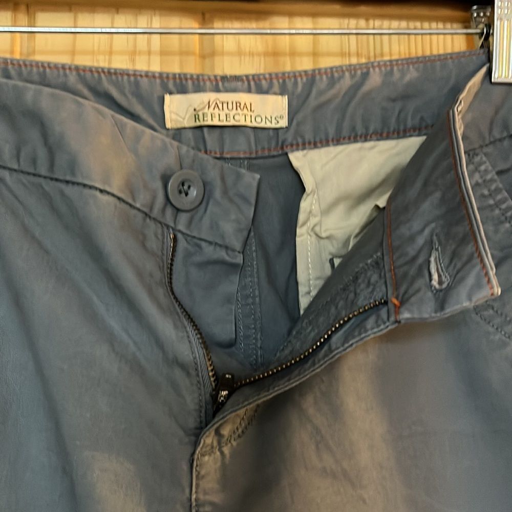 Natural Reflections Shorts Blue 4 - Picture 3 of 6